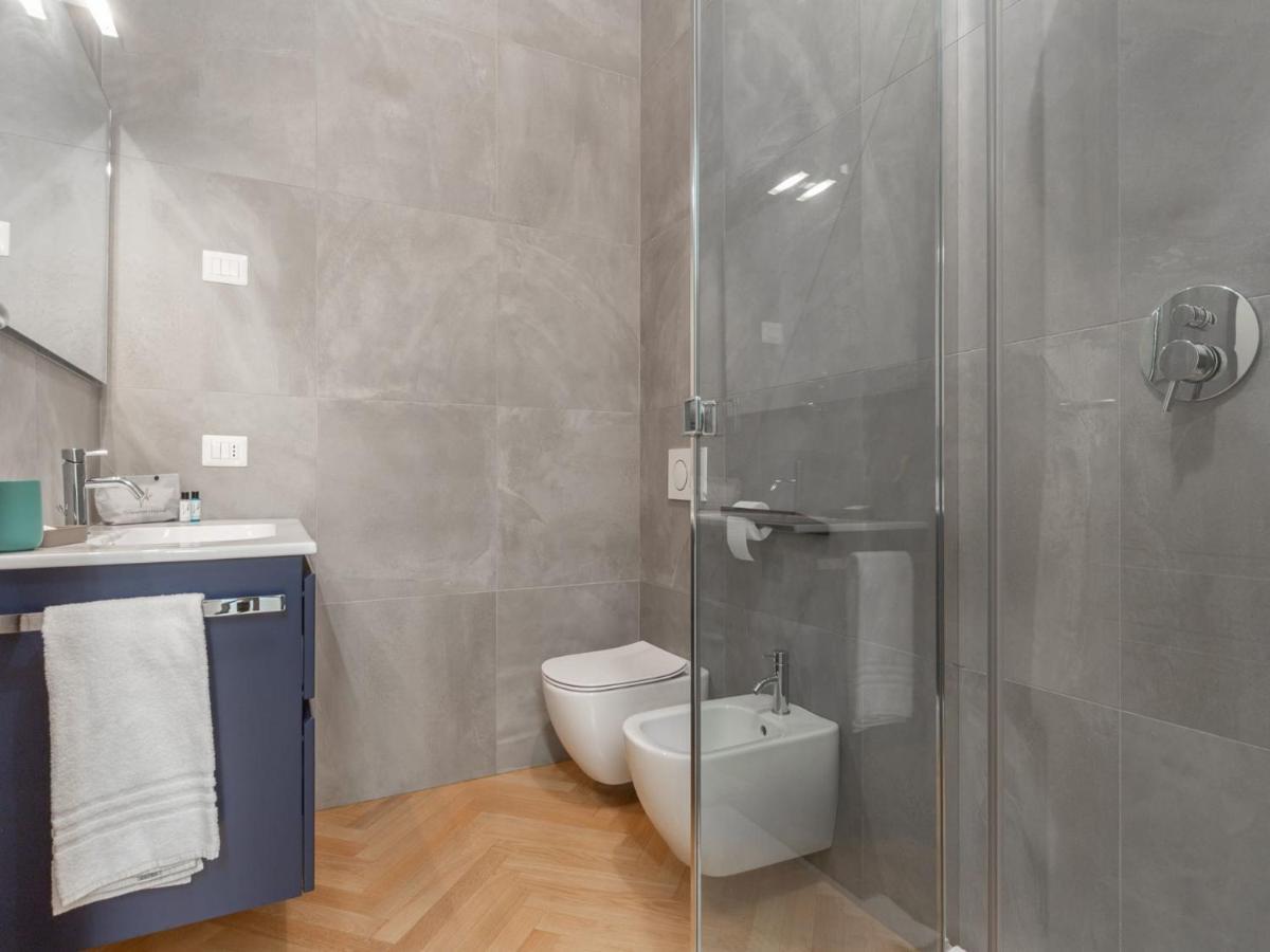 The Best Rent - Spacious Three-Bedroom Apartment With Terrace 밀라노 외부 사진